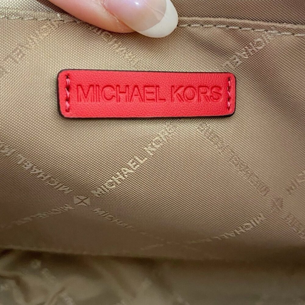 Michael Kors Pink Jet Set Small Crossbody Bag NWT - Picture 9 of 9